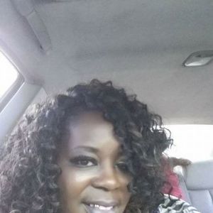 Meet your Posher, Beverly